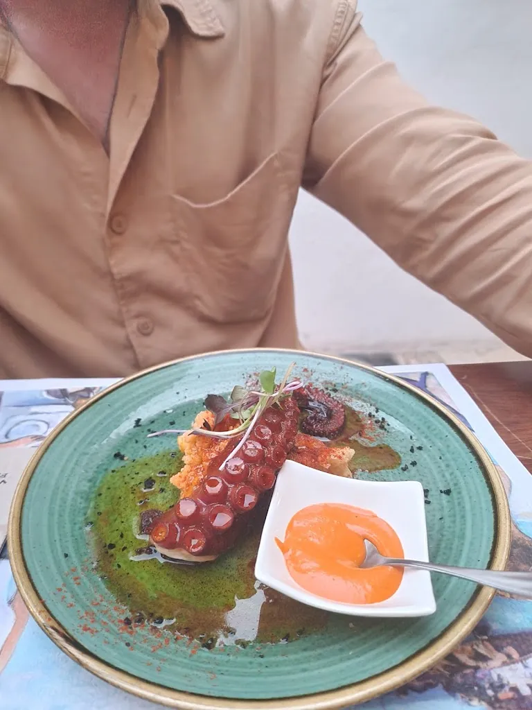 Eniko Boros_Restaurante Casa Cecilia_Corralejo_review