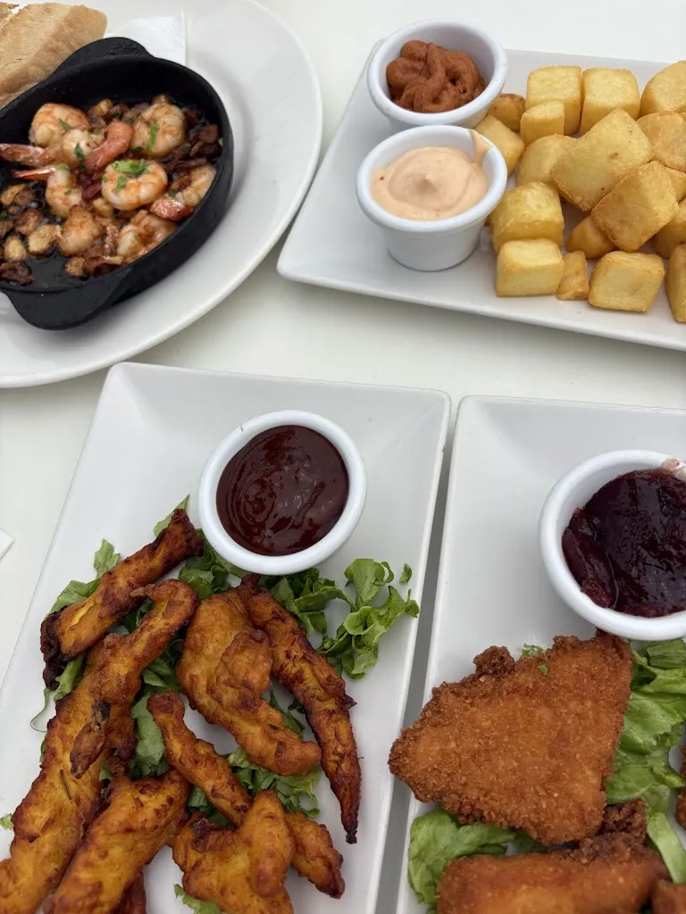 Alannah Carey_Restaurante Cantante Café_Corralejo_review