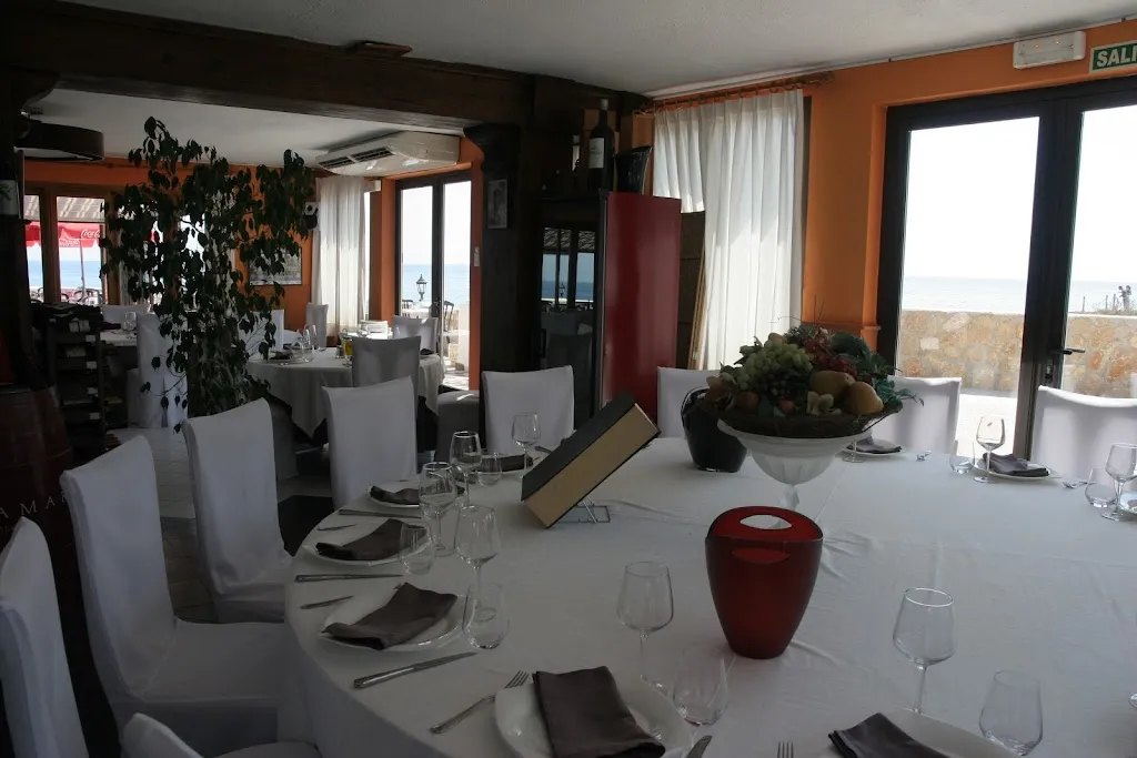 Restaurante Mena_Denia_slider_image_1