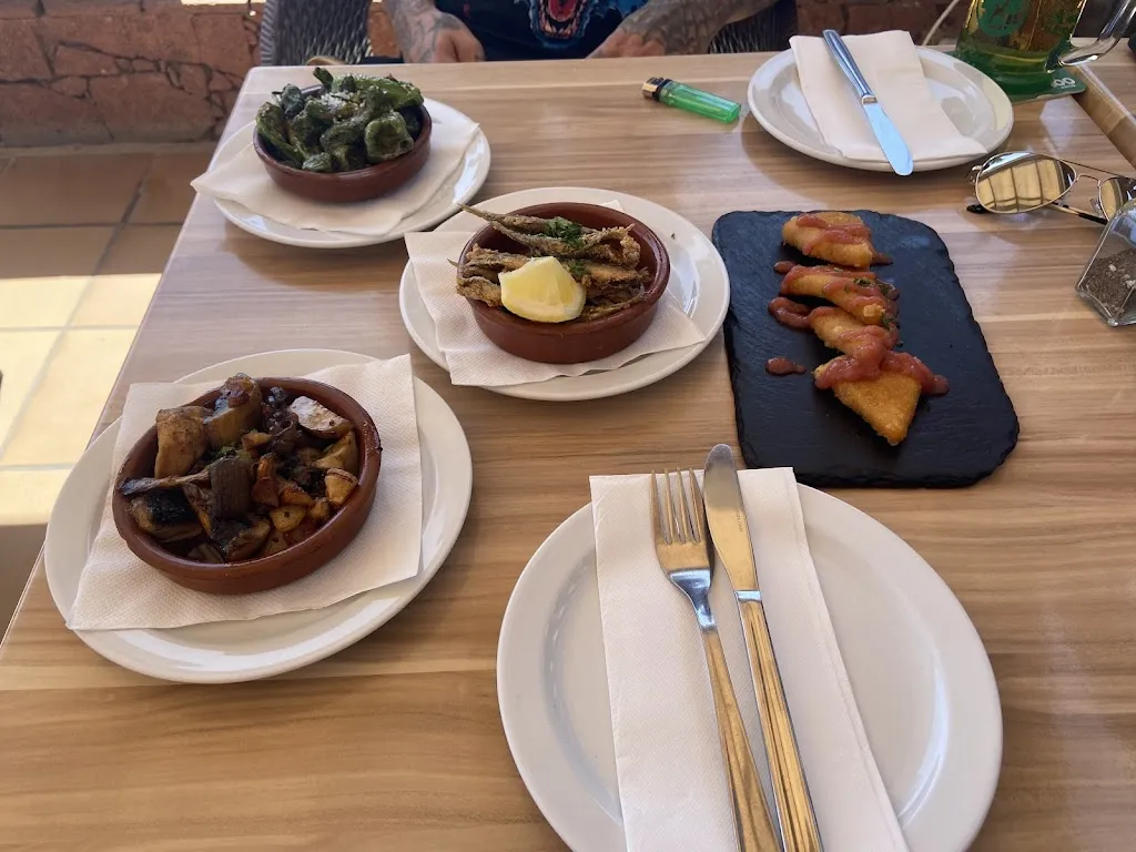 Shona Blue_Recoveco Steak House_Corralejo_review