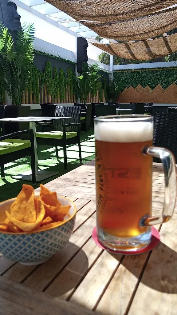 Juliet Brazil_Citrus Surf Cafe_Corralejo_review