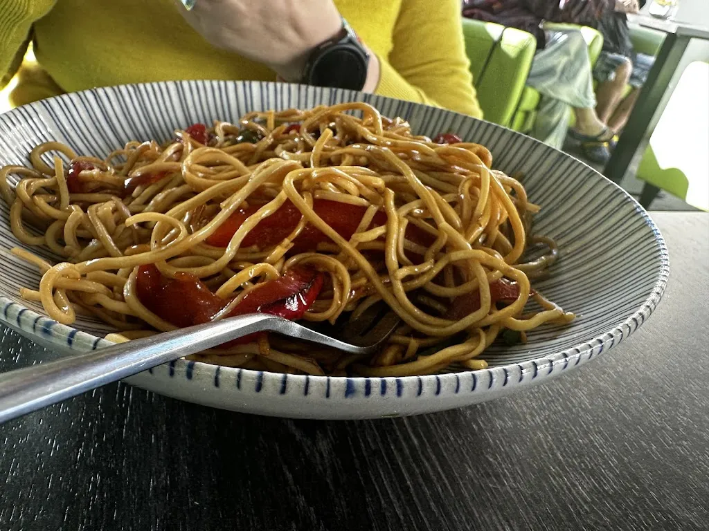 Ade Omomo-Rashed_Citrus Surf Cafe_Corralejo_review