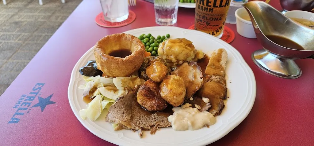 Lea Young_The Cherry Tree Corralejo_Corralejo_recensione