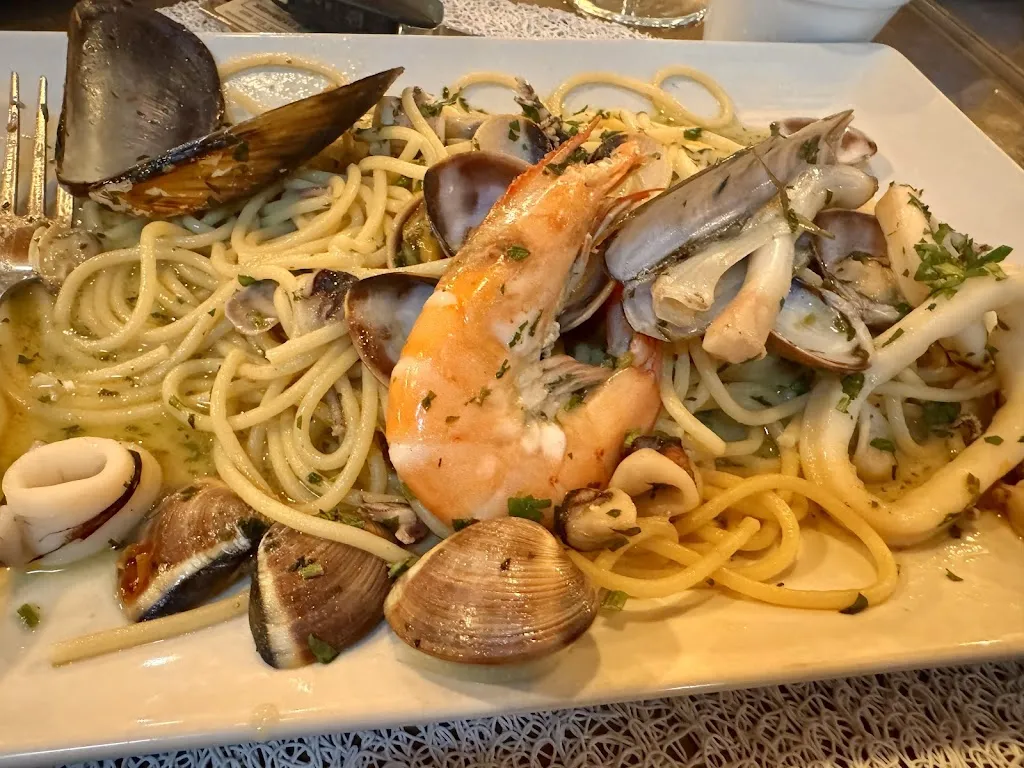 Elena_La Tortuga_Corralejo_review