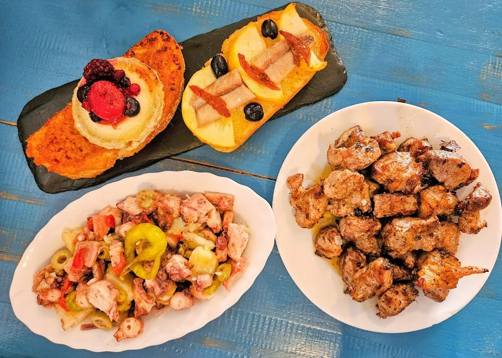 Gilda - Casa de Pinchos y Tapas_Corralejo_slider_image_3