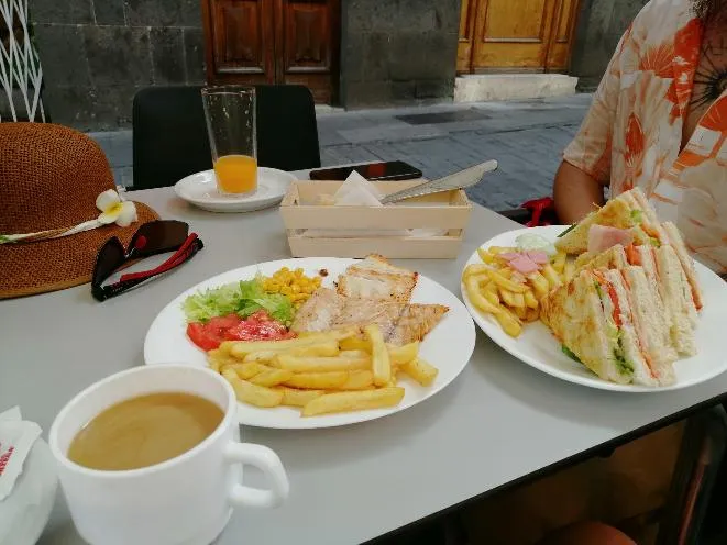 Kacper Muszczyński_Restaurante Yuren's_Arucas_review