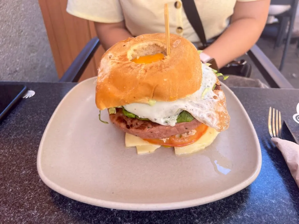 Dogan Ucar_Cafetería Siroco_Arucas_review