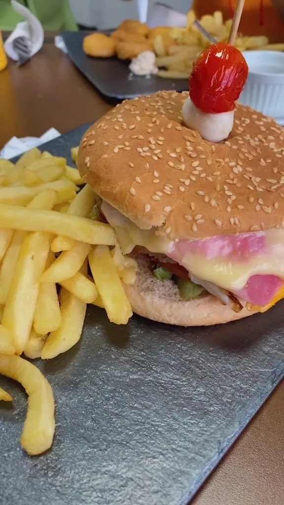 Chef and Pizza Arucas_Arucas_slider_image_2