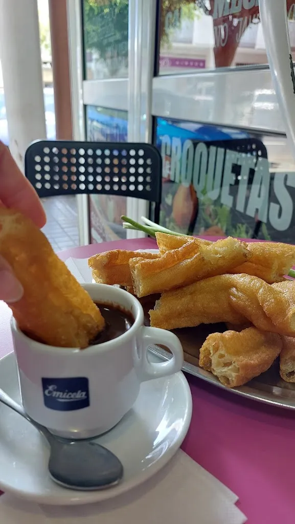 Anastasiya Gryukanova_Cafetería Churrería Mi Julliet_Arucas_review