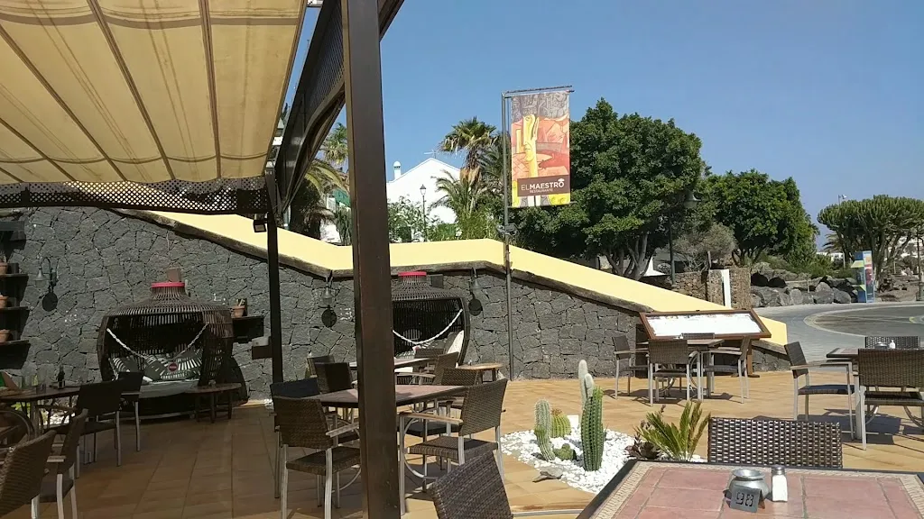 El Maestro_Costa Teguise_slider_image_2