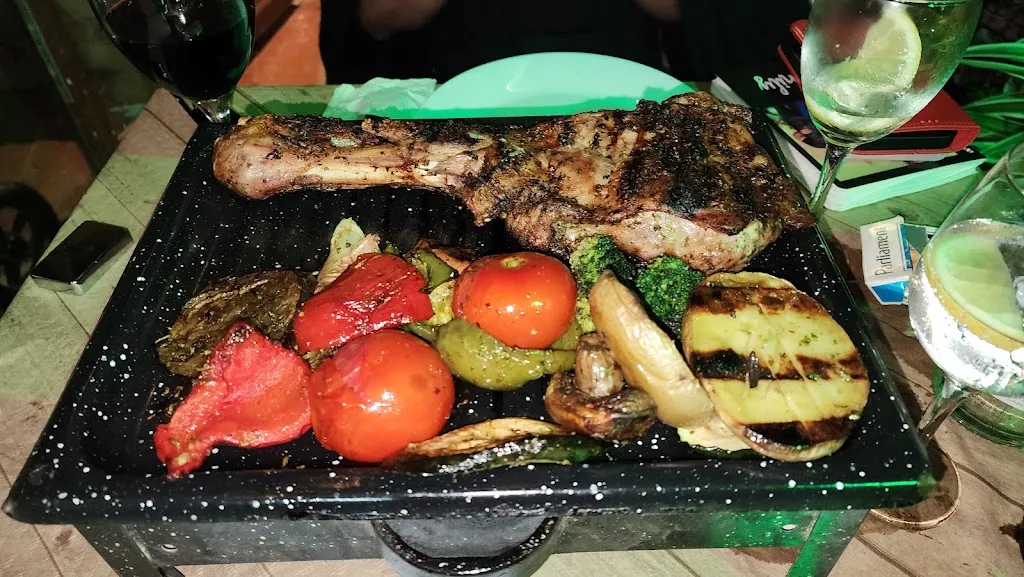 Tony Sapun_ASADOR LA GUITARRA DÉNIA_Denia_review