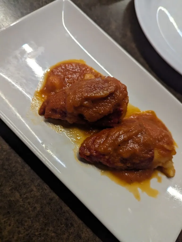 Caz Milford_Bar Moon_Costa Teguise_review