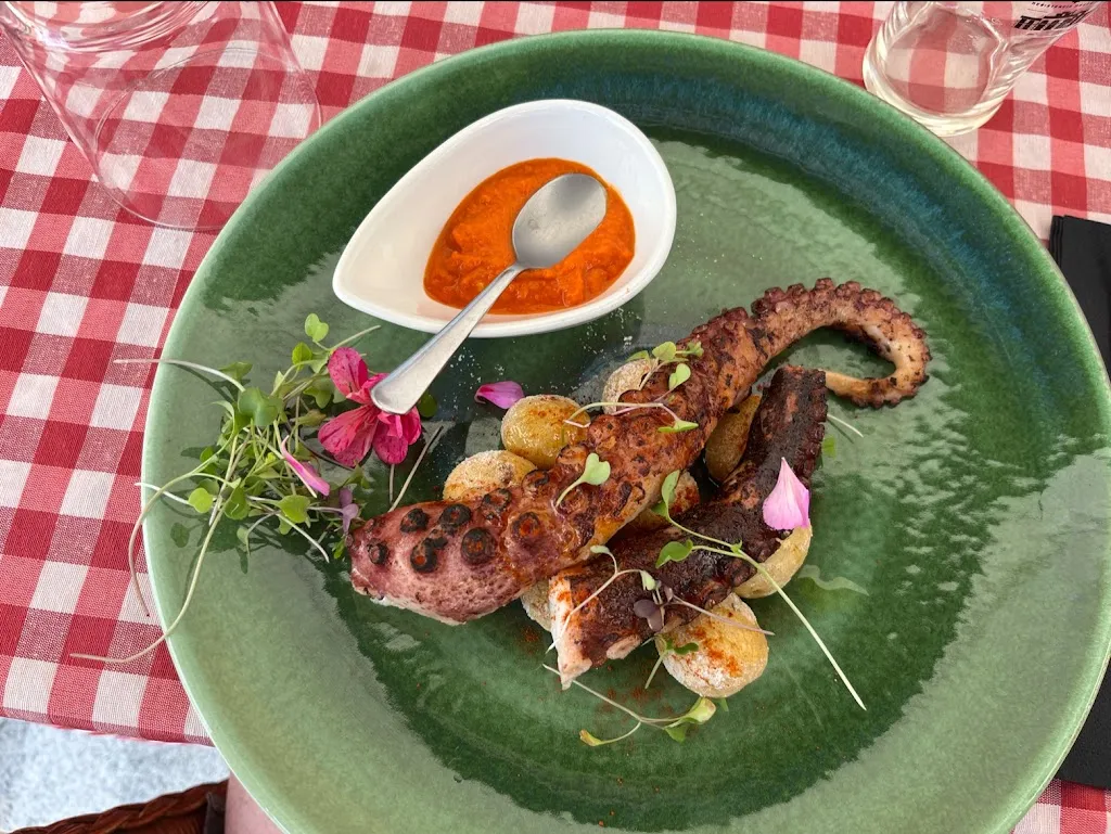 Dale Crow_L'Atelier_Costa Teguise_review