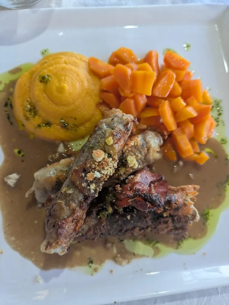 Blaine McKeever_Dolmen Restaurant_Costa Teguise_review