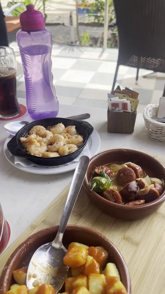 Los-Amigos Cafe Bar_Costa Teguise_slider_image_2