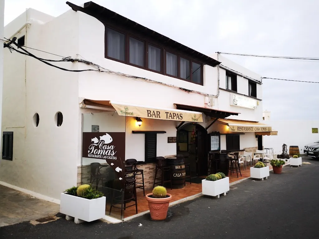 Casa Tomas_Costa Teguise_slider_image_1