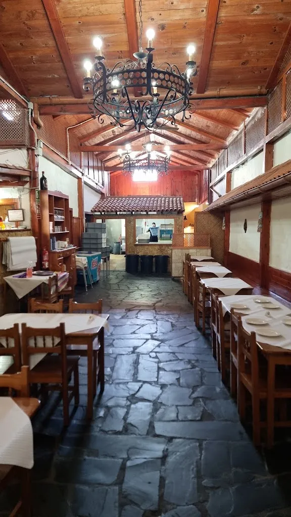 Restaurante Asadero Las Brasas-Los Pollitos_Firgas_slider_image_3