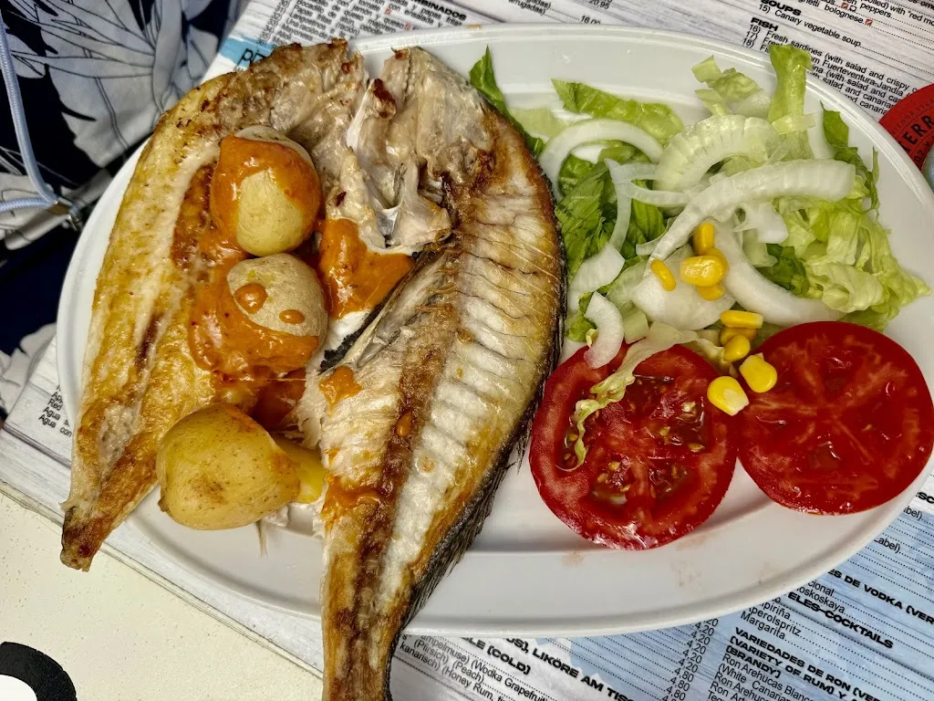 Martin Bitzer_Snack Bar Palmita_Costa Calma_review