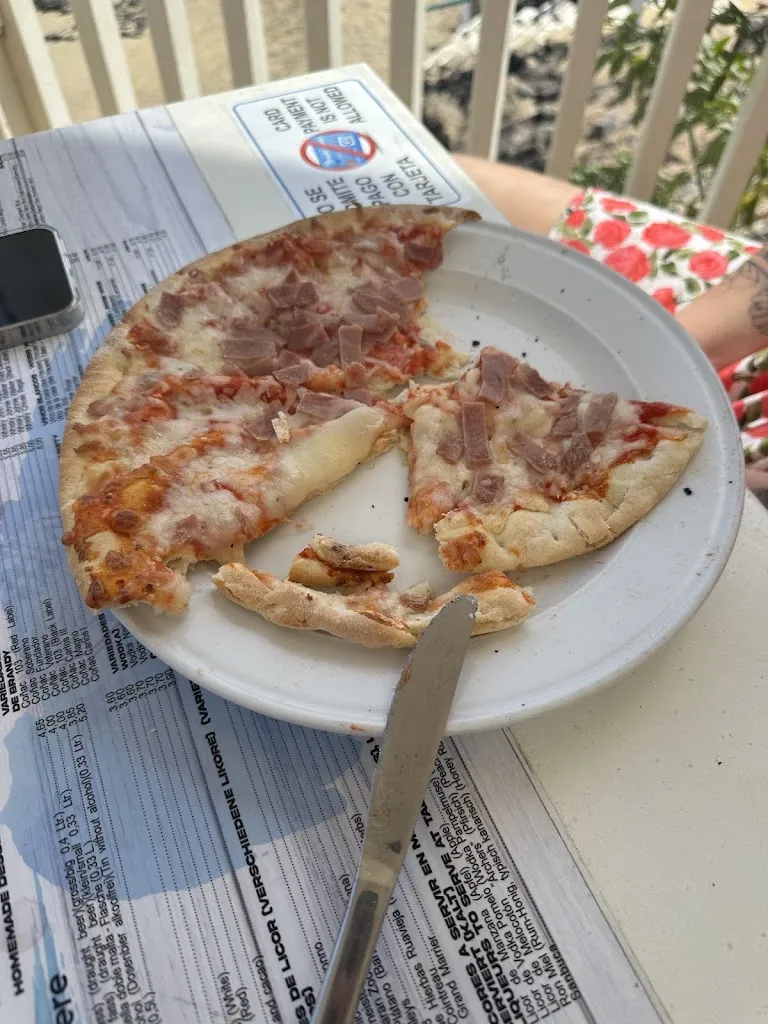 Martin Zelenka_Snack Bar Palmita_Costa Calma_review