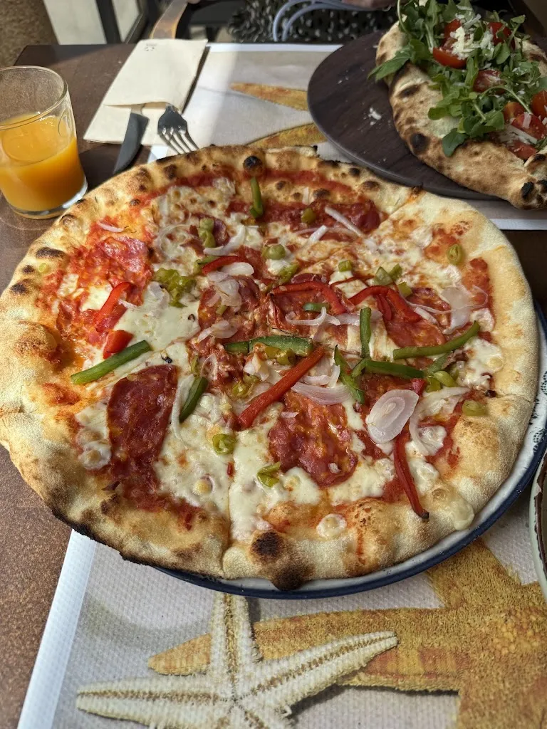 Martin Bitzer_PIZZERÍA BEACH HOUSE_Costa Calma_review