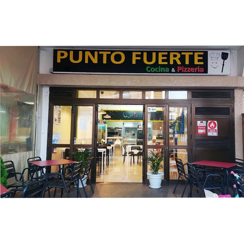PUNTO FUERTE cocina & pizzería restaurant in Costa Calma