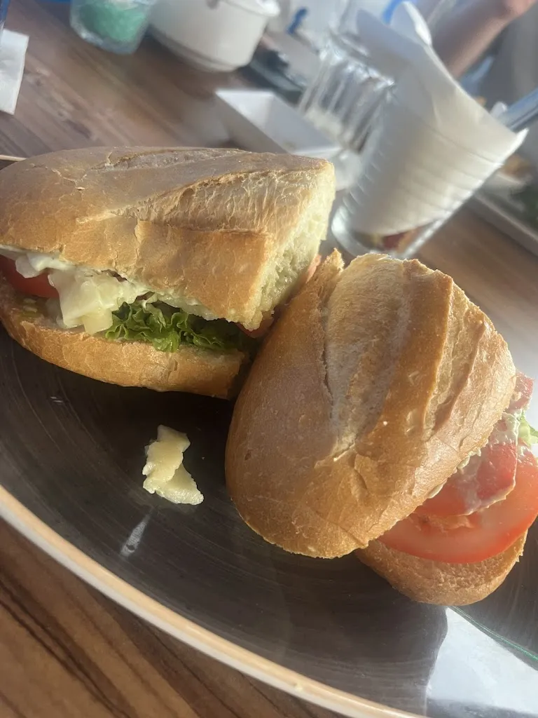 courtney jones_Bahamas Costa Calma_Costa Calma_review