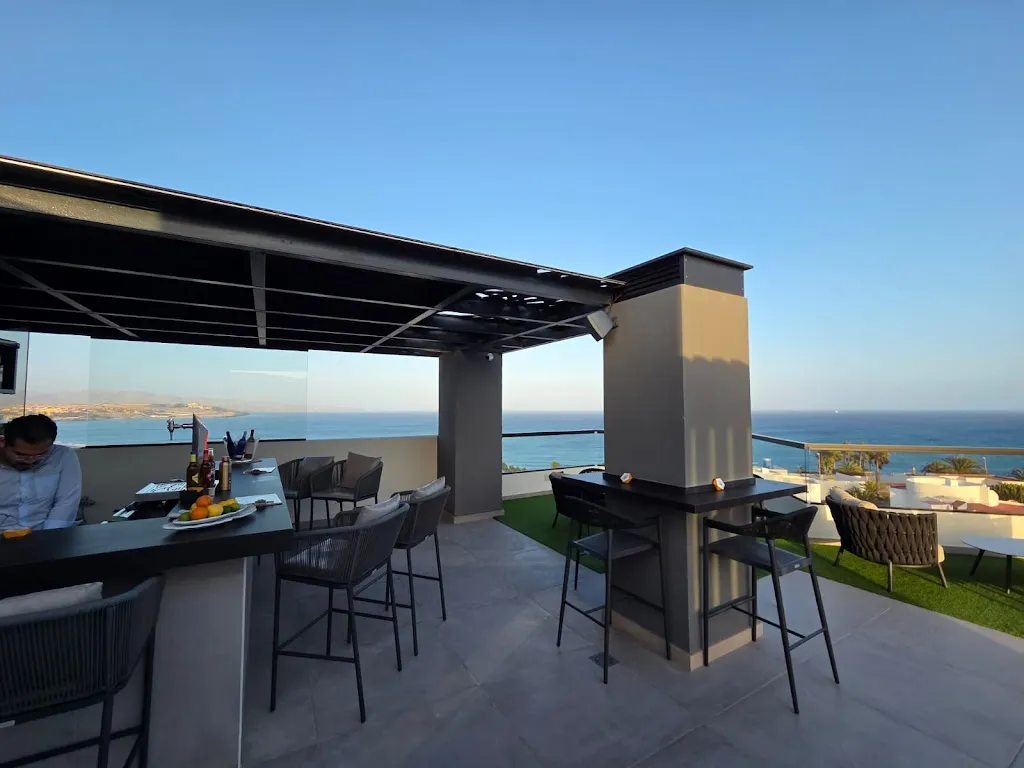 Jasmin Völler_SkyBaR2 - R2 Higos Beach_Costa Calma_review