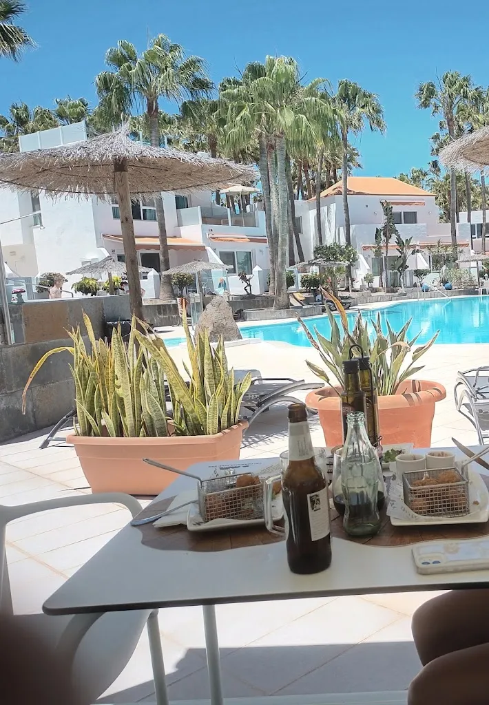 Aurélie F_La Ostia Snack Bar_Costa Calma_review