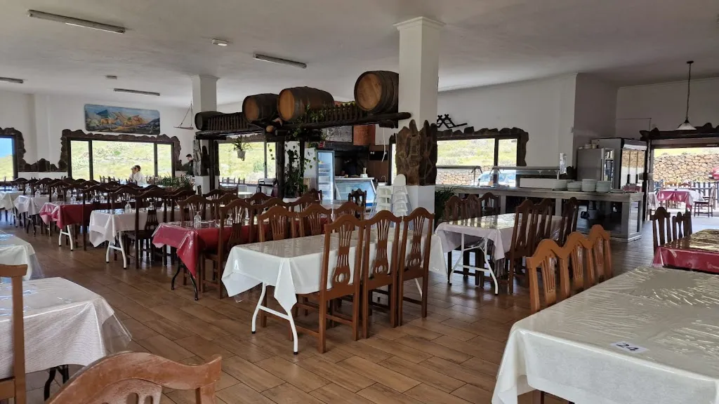 Asadero de Pollos a la brasa restaurant in Haría