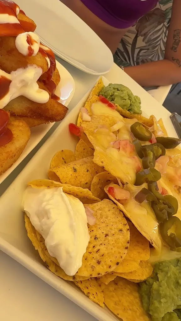 Tipsy Terrace_Fondó de les Neus el/Hondón de las Nieves_slider_image_2