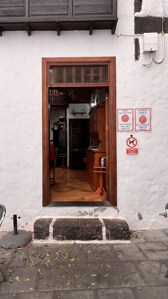 Mehmet ÜNAL_Centro Cultural La Tegala_Haría_review