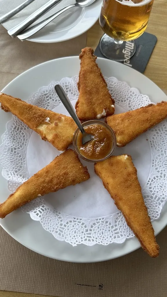 Lory Ann_Bar-Restaurante Los Helechos_Haría_review