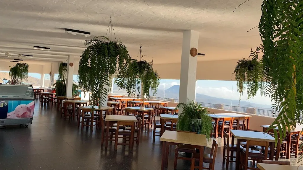 Bar-Restaurante Los Helechos restaurant in Haría