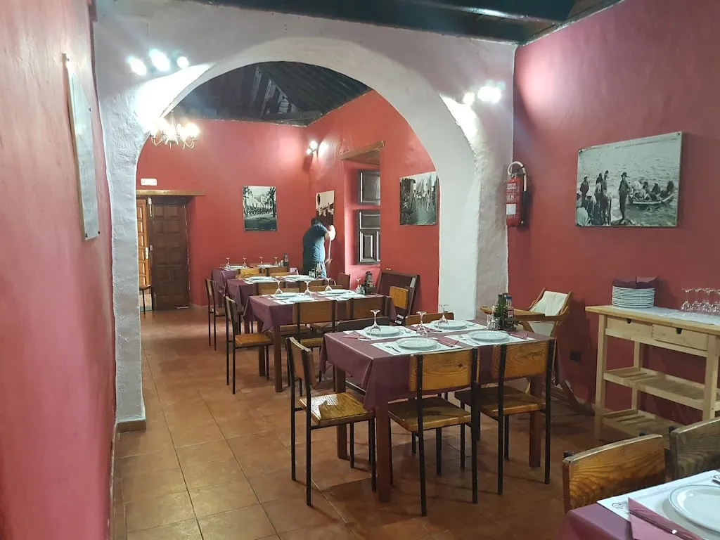 Rest. Plaza León y Castillo_Haría_slider_image_1