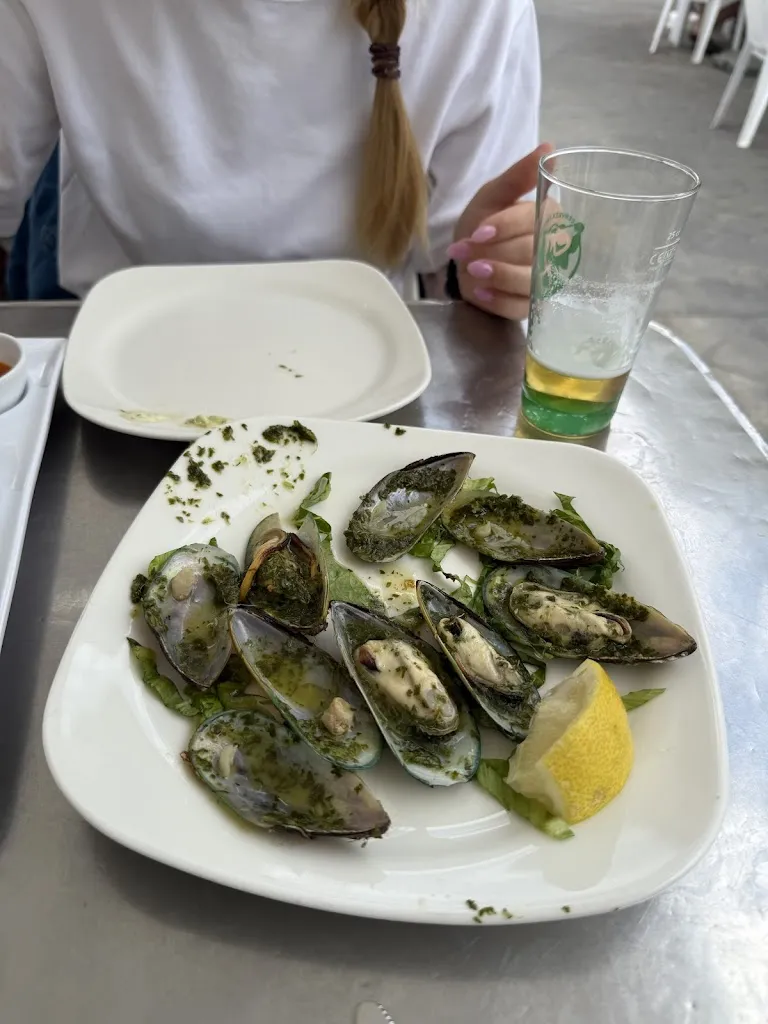 Maxime Sengmany_Bar Cafeteria El Pisquito_Haría_review