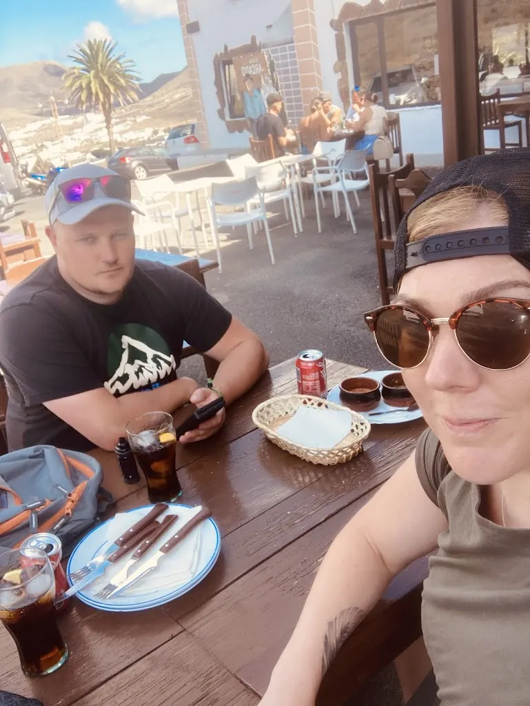 Laura Stoneman_Casa Arcadio_Haría_review