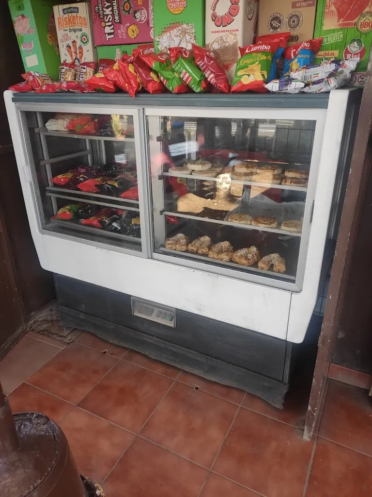 Lucía_Restaurante La Uvi_La Guancha_review