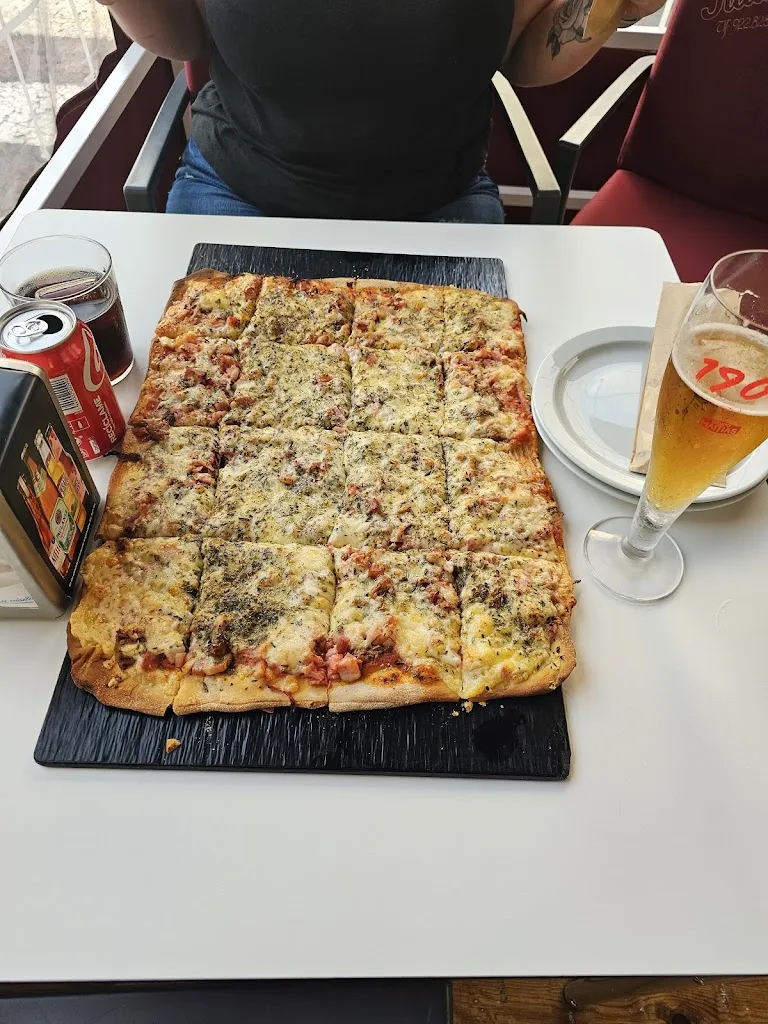 Liam Mills_Pizzeria juany_La Guancha_review