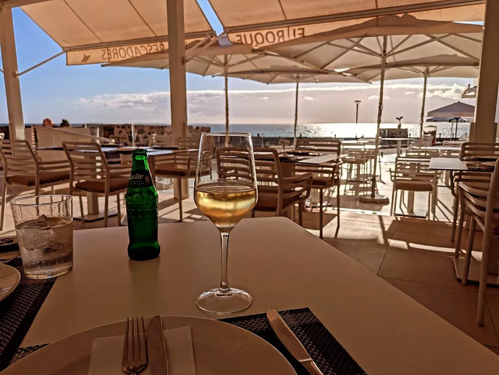 RESTAURANTE EL ROQUE LOS PESCADORES restaurant in El Cotillo