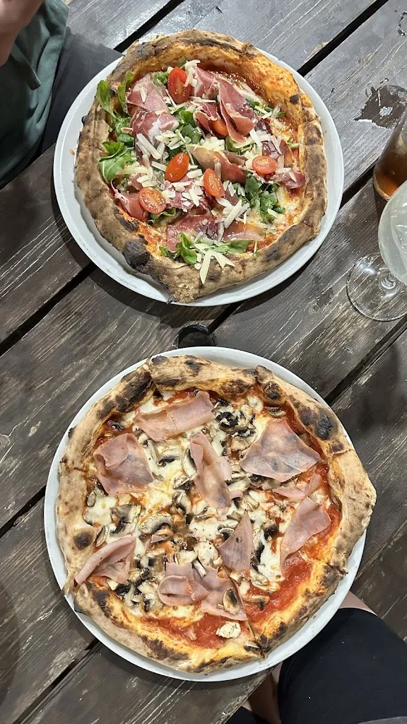 Leo's Beach Bar_El Cotillo_slider_image_3