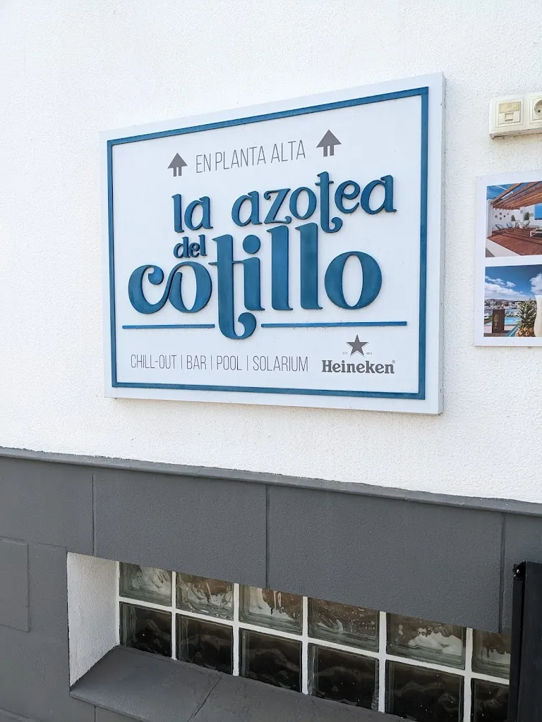 Dariusz Jemielniak _Bar La Azotea del Cotillo_El Cotillo_review