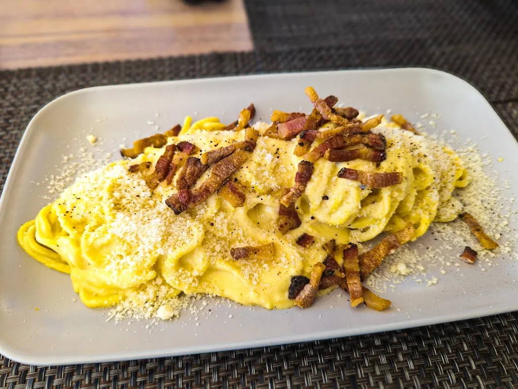 Tobias Scheck_Pasqualina Bistrot_El Cotillo_review