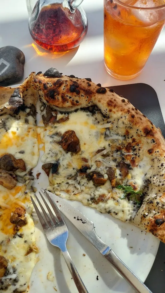 Monika Stando_Pizzeria Teperino_El Cotillo_recensione