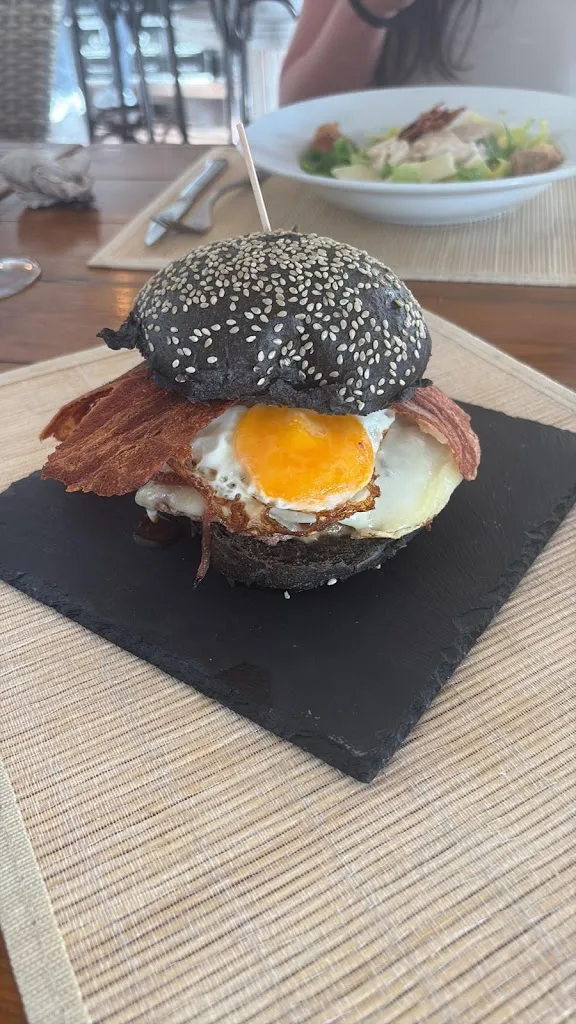 Eva Kulcsar_Aqui Risto Lounge Bar_El Cotillo_review