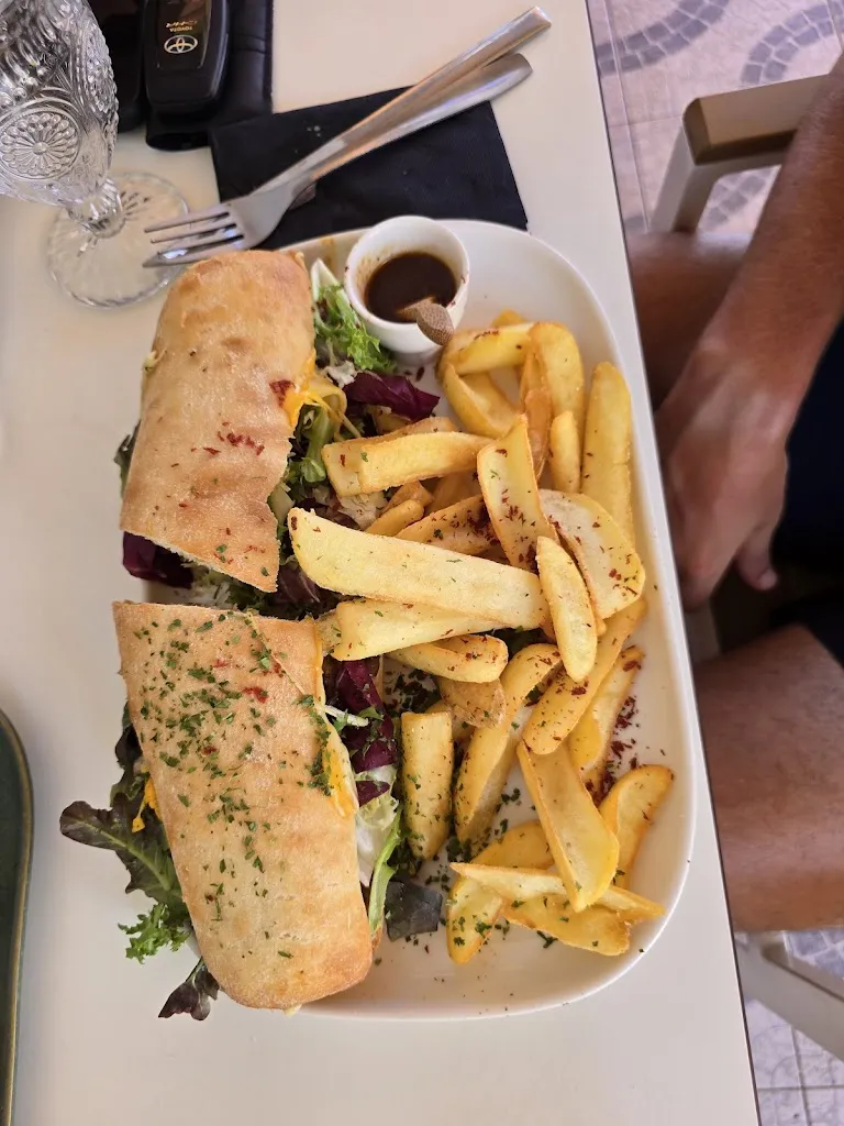 Sam_at4_Casa Juanmi_La Oliva_review