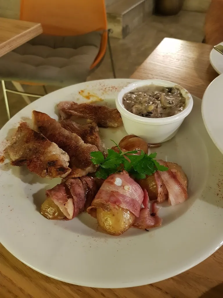 mirian jacqueline cardenas barrera_Restaurante Oliva_La Oliva_review