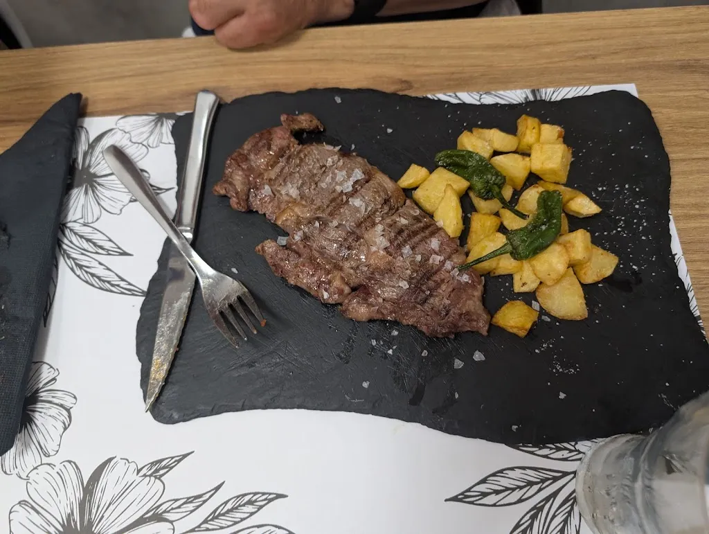 Eveline Coppes_La Taberna De La Cruz_Granja de Rocamora_review