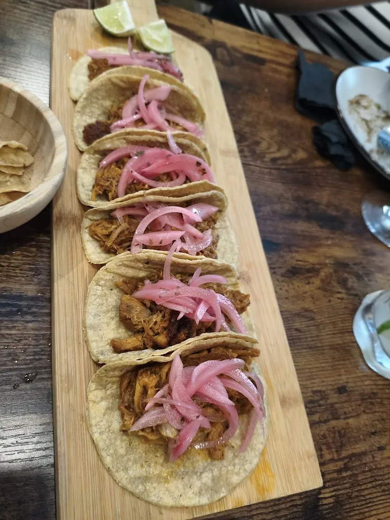 Daniela Morales_Oliva Lima_La Oliva_review