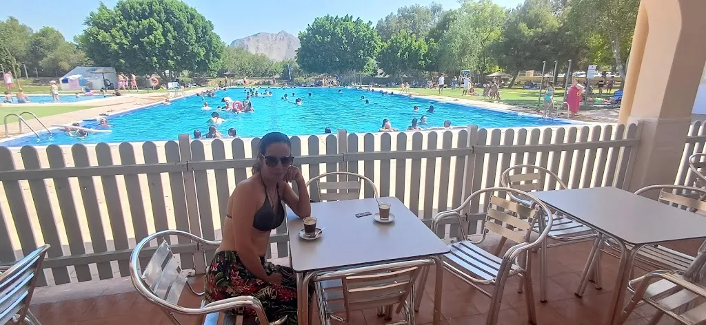 Isabel maria Vera arce_Picina De Granja_Granja de Rocamora_review