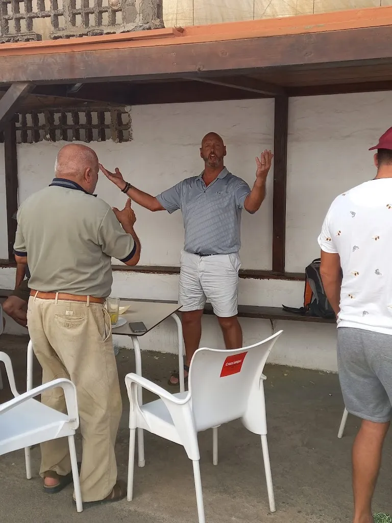 KJ WALLACE_Bar Ca 'Aniano_Gáldar_review